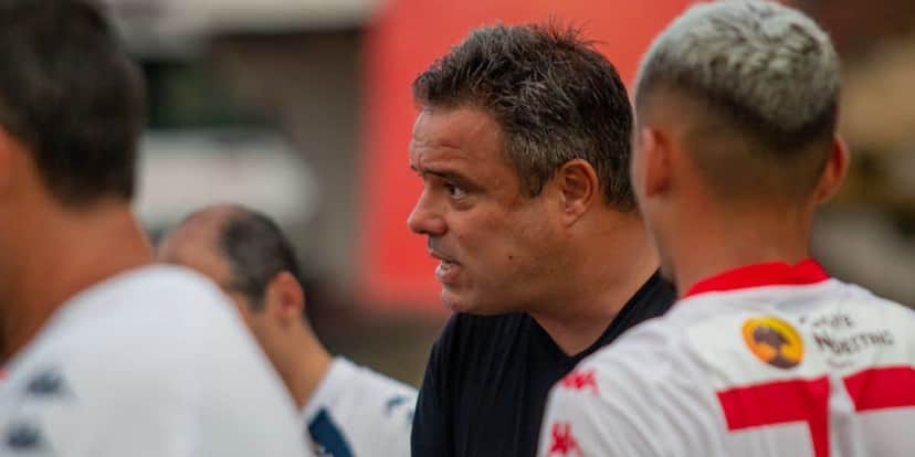 Demissão urgente: Técnico de gigante do Brasil não resiste e dá adeus já na 3ª rodada: "Não faz mais parte" - Foto Reprodução Internet Demissão urgente: Técnico de gigante do Brasil não resiste e dá adeus já na 3ª rodada: "Não faz mais parte" - Foto Reprodução Internet