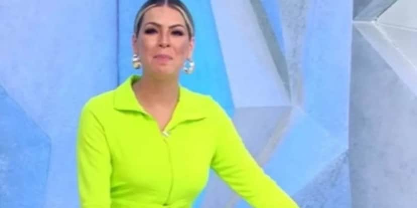 Renata Fan se emocionou ao falar sobre a morte do comentarista do Jogo Aberto (Foto: Reprodução/ Internet) Renata Fan se emocionou ao falar sobre a morte do comentarista do Jogo Aberto (Foto: Reprodução/ Internet)
