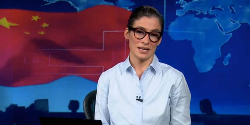 Renata Vasconcellos no Jornal Nacional (Foto: Reprodução / Globo) Renata Vasconcellos no Jornal Nacional (Foto: Reprodução / Globo)
