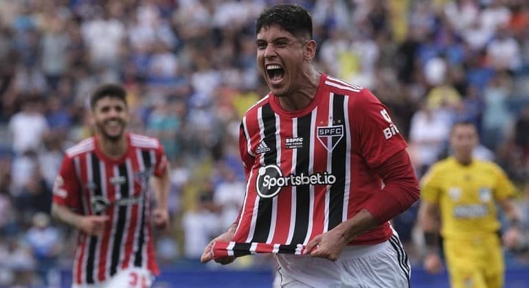 Alan Franco, zagueiro do São Paulo, está na mira do Independiente (Foto: Divulgação) Alan Franco, zagueiro do São Paulo, está na mira do Independiente (Foto: Divulgação)