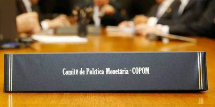 O COPOM vai analisar hoje a nova Taxa Selic (Reprodução: Internet) O COPOM vai analisar hoje a nova Taxa Selic (Reprodução: Internet)