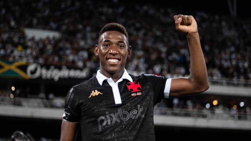 Léo, que era do São Paulo e fechou com Vasco (Foto: Divulgação) Léo, que era do São Paulo e fechou com Vasco (Foto: Divulgação)
