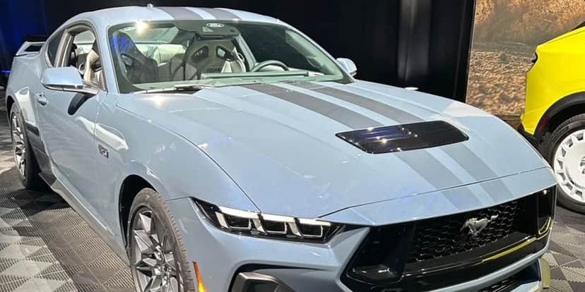 Mustang vai ter a sua nova versão no Brasil ainda em2024 (Reprodução: Internet) Mustang vai ter a sua nova versão no Brasil ainda em2024 (Reprodução: Internet)