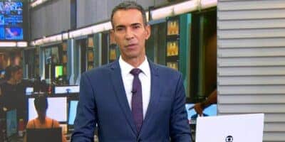 César Tralli no Jornal Hoje (Foto: Reprodução / Globo) César Tralli no Jornal Hoje (Foto: Reprodução / Globo)