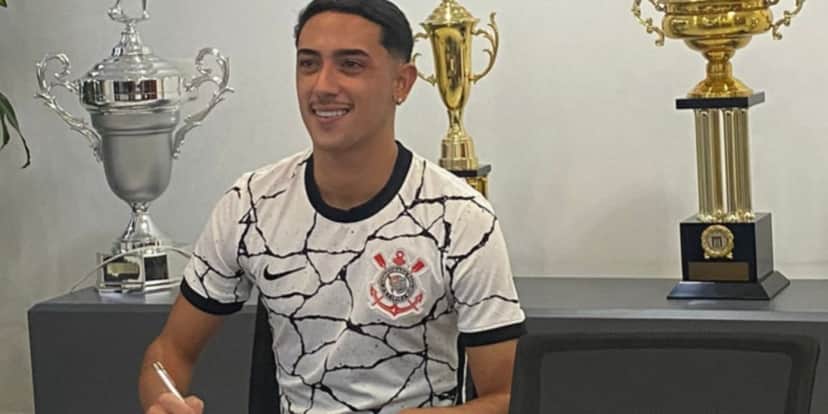 Di Maria da Ponte é o novo reforço do Timão - Foto: Internet Di Maria da Ponte é o novo reforço do Timão - Foto: Internet