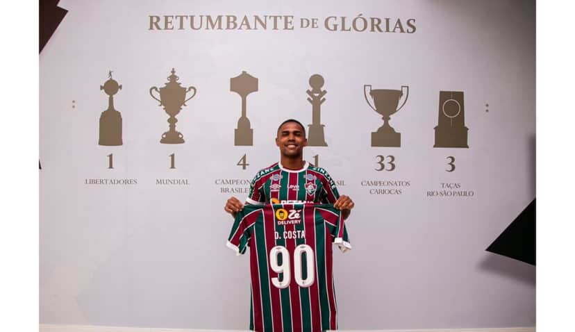 Douglas Costa no Fluminense (Foto: Divulgação) Douglas Costa no Fluminense (Foto: Divulgação)