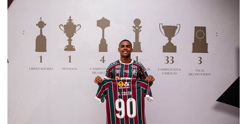 Douglas Costa no Fluminense (Foto: Divulgação) Douglas Costa no Fluminense (Foto: Divulgação)