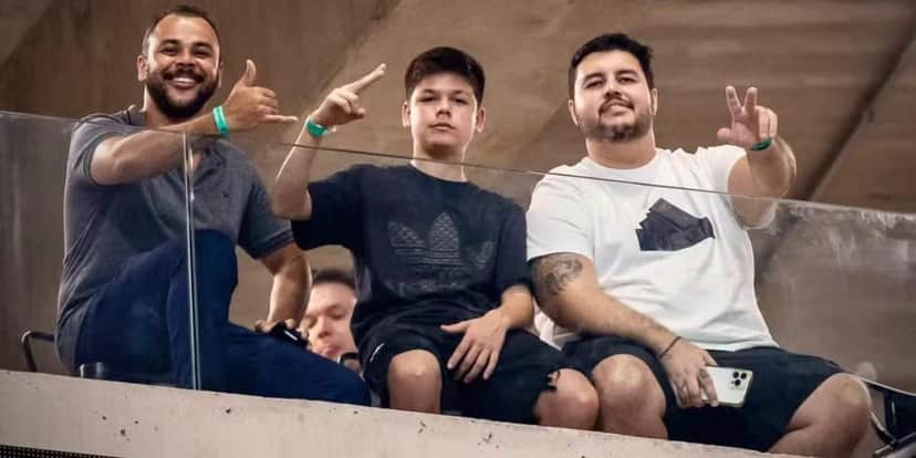 Adeus a Ronaldo e a caminho da Cidade do Galo: Atlético-MG compra briga até com o Fla para contratar craque - Foto | Reprodução: Internet Adeus a Ronaldo e a caminho da Cidade do Galo: Atlético-MG compra briga até com o Fla para contratar craque - Foto | Reprodução: Internet