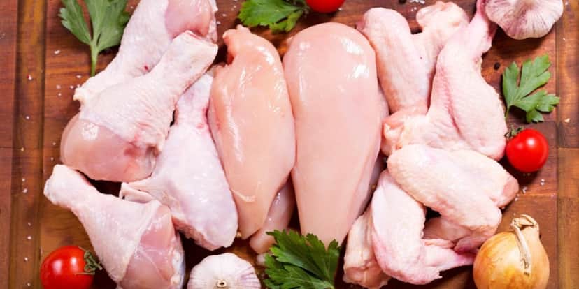 O frango é rico em proteínas (Foto: Reprodução/ Internet) O frango é rico em proteínas (Foto: Reprodução/ Internet)