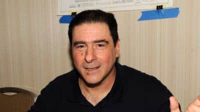 Tony Ganios - Foto Internet Tony Ganios - Foto Internet
