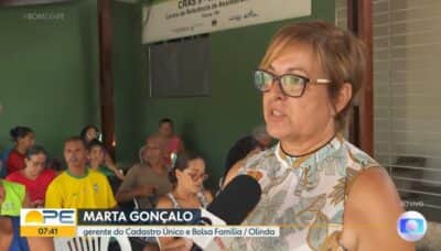 Marta Gonçalo, gerente do Cadastro Único de Olinda, em reportagem do jornal da Globo (Foto: Reprodução / Globoplay) Marta Gonçalo, gerente do Cadastro Único de Olinda, em reportagem do jornal da Globo (Foto: Reprodução / Globoplay)