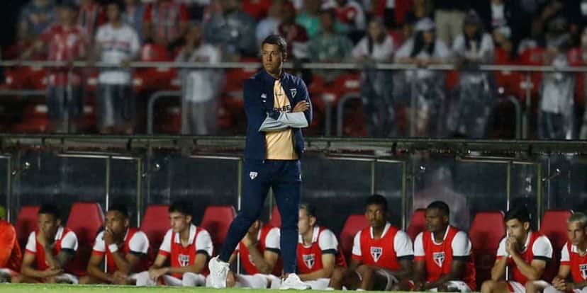 Carpni ainda não completou 2 meses a frente do São Paulo (Reprodução: Internet) Carpni ainda não completou 2 meses a frente do São Paulo (Reprodução: Internet)