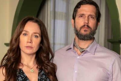 Dona Patroa (Camila Morgado) e Egídio (Vladimir Brichta) em Renascer (Foto: Reprodução / Globo) Dona Patroa (Camila Morgado) e Egídio (Vladimir Brichta) em Renascer (Foto: Reprodução / Globo)