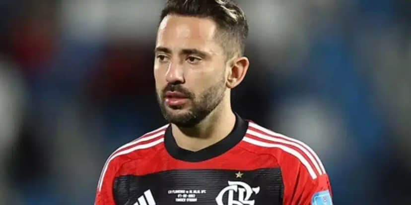 Everton Ribeiro foi contratado pelo Bahia (Foto: Reprodução/ Internet) Everton Ribeiro foi contratado pelo Bahia (Foto: Reprodução/ Internet)