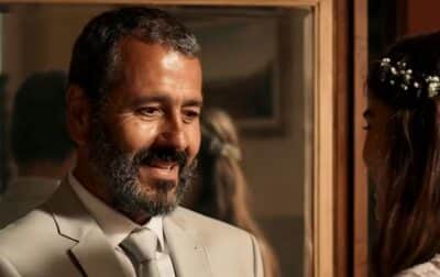 Em Renascer, José Inocêncio decide ver Mariana antes do casamento (Foto: Reprodução / Gshow) Em Renascer, José Inocêncio decide ver Mariana antes do casamento (Foto: Reprodução / Gshow)