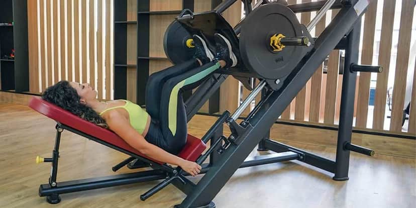 Leg Press ajuda a tirar a flacidez das coxas (Reprodução: Internet) Leg Press ajuda a tirar a flacidez das coxas (Reprodução: Internet)