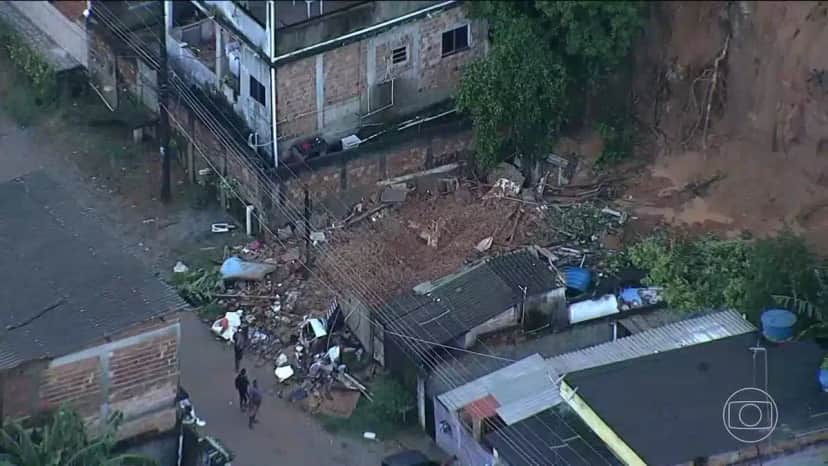 "Deus poderia me levar no seu lugar", escreveu a mãe do menino de 2 anos nas redes sociais (Foto: Reprodução/ Internet) "Deus poderia me levar no seu lugar", escreveu a mãe do menino de 2 anos nas redes sociais (Foto: Reprodução/ Internet)