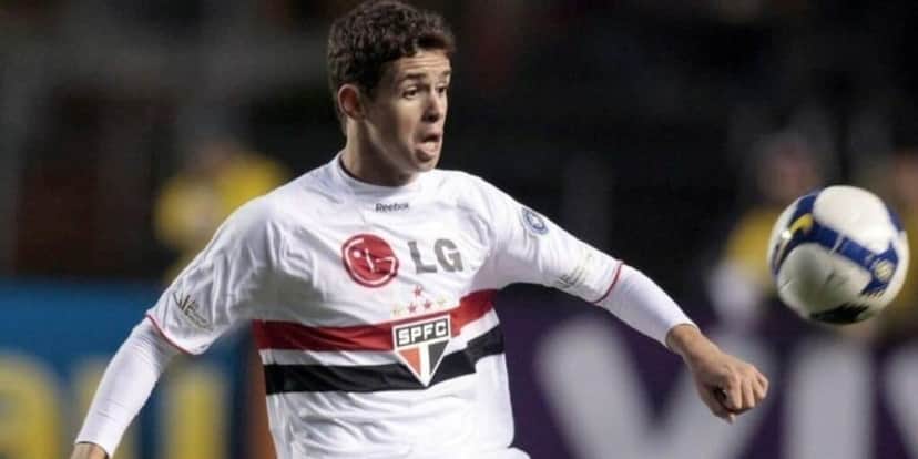Oscar foi revelado pelo São Paulo (Reprodução: Internet) Oscar foi revelado pelo São Paulo (Reprodução: Internet)