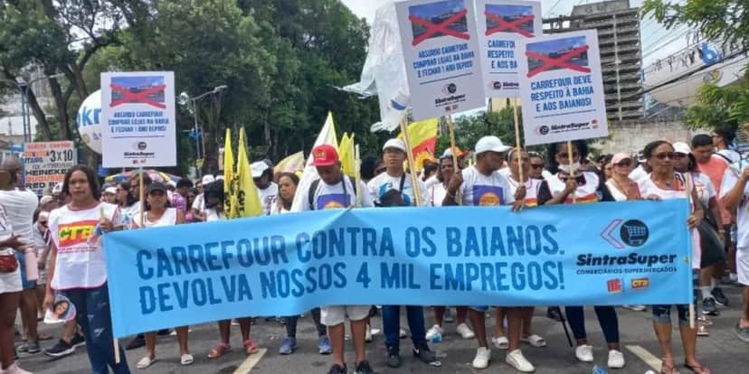 Protestos dos baianos contra os fechamentos (Reprodução: Internet) Protestos dos baianos contra os fechamentos (Reprodução: Internet)