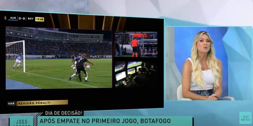 Renata Fan e Denílson comentaram sobre a situação do Botafogo (Reprodução: Band) Renata Fan e Denílson comentaram sobre a situação do Botafogo (Reprodução: Band)