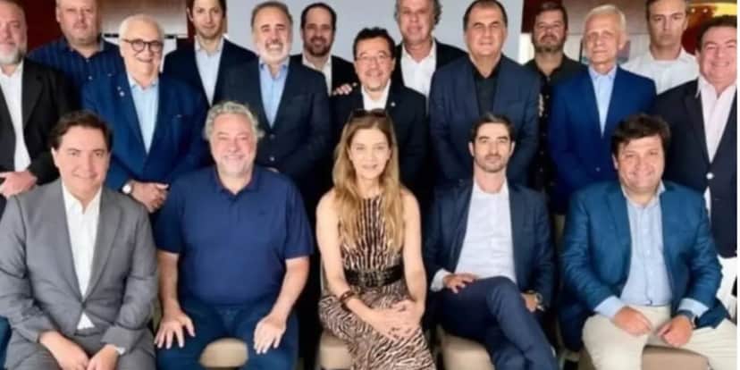 Representantes dos clubes da Libra - (Foto: Reprodução / Internet) Representantes dos clubes da Libra - (Foto: Reprodução / Internet)