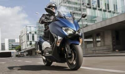 Yamaha TMax recebeu o Cartão Vermelho dos consumidores (Fotos: Reprodução / Moto Online) Yamaha TMax recebeu o Cartão Vermelho dos consumidores (Fotos: Reprodução / Moto Online)