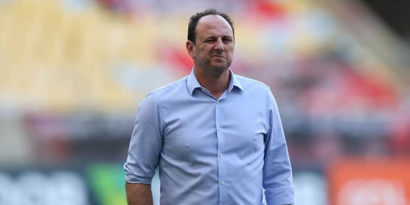 Rogério Ceni teve passagem relâmpago como técnico de gigante - Foto: Buda Mendes/Getty Images Rogério Ceni teve passagem relâmpago como técnico de gigante - Foto: Buda Mendes/Getty Images