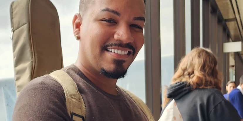 Fã do Raça Negra vive assim atualmente (Foto: Reprodução / Instagram) Fã do Raça Negra vive assim atualmente (Foto: Reprodução / Instagram)