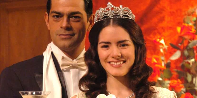 Rafael (Eduardo Moscovis) e Luna (Liliana Castro) em Alma Gêmea (Foto: Reprodução / Globo) Rafael (Eduardo Moscovis) e Luna (Liliana Castro) em Alma Gêmea (Foto: Reprodução / Globo)