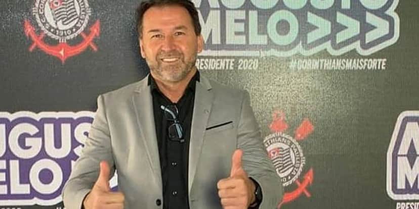 Augusto Melo, presidente do Corinthians, tenta um acordo com a Nike (Foto: Reprodução/ Internet) Augusto Melo, presidente do Corinthians, tenta um acordo com a Nike (Foto: Reprodução/ Internet)