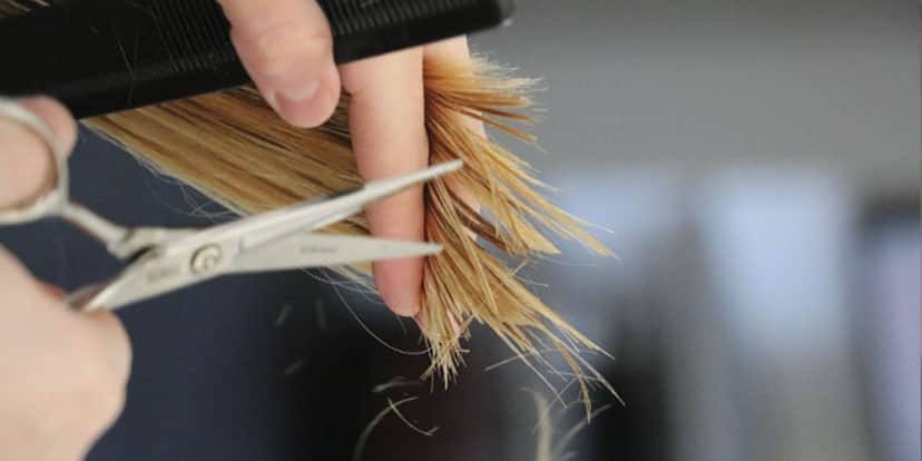 Procure sempre um profissional qualificado para fazer o processo (Reprodução: Internet) Procure sempre um profissional qualificado para fazer o processo (Reprodução: Internet)