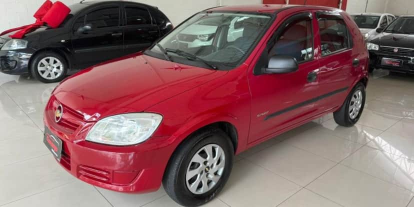 Chevrolet Celta Spirit 1.0 no valor de R$ 19.285 (Reprodução: Internet) Chevrolet Celta Spirit 1.0 no valor de R$ 19.285 (Reprodução: Internet)