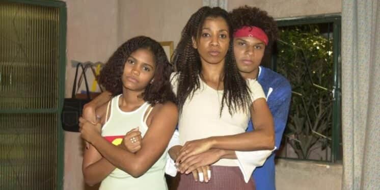 http://tvfoco.uai.com.br/wp-content/uploads/2015/05/Daniela-Mercury.jpg