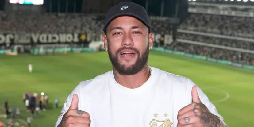 O atacante foi assistir o clássico contra o Corinthians no Paulistão (Reprodução: Internet) O atacante foi assistir o clássico contra o Corinthians no Paulistão (Reprodução: Internet)