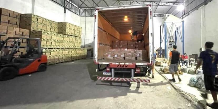 A Vigilância Sanitária de Manaus apreendeu toneladas de comida (Foto: Divulgação) A Vigilância Sanitária de Manaus apreendeu toneladas de comida (Foto: Divulgação)