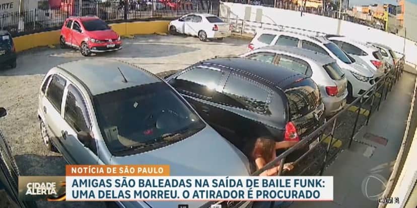 Vítima feriada após ser baleada (Reprodução/Cidade Alerta) Vítima feriada após ser baleada (Reprodução/Cidade Alerta)