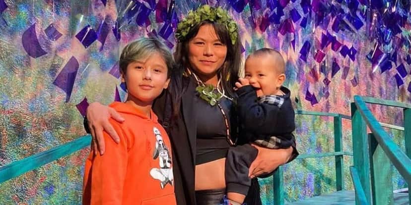 Eunice Baía com seus filhos (Foto: Reprodução - Instagram) Eunice Baía com seus filhos (Foto: Reprodução - Instagram)
