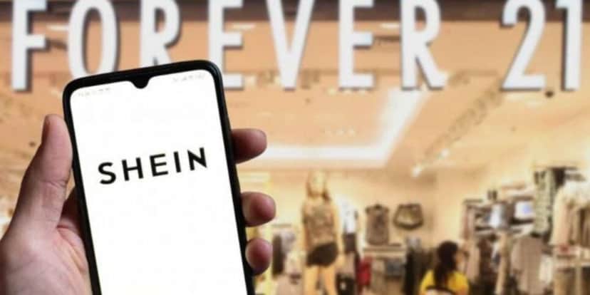 Forever 21 se aliou a SHEIN e possui um perfil no e-commerce aonde comercializa suas peças (Foto Reprodução/Exame) Forever 21 se aliou a SHEIN e possui um perfil no e-commerce aonde comercializa suas peças (Foto Reprodução/Exame)
