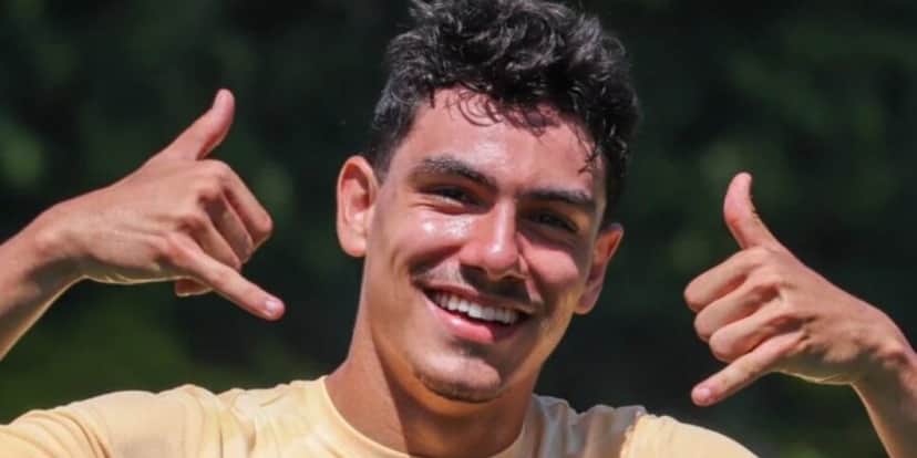 O craque de futebol é cria da base do São Paulo (Foto: Internet) O craque de futebol é cria da base do São Paulo (Foto: Internet)