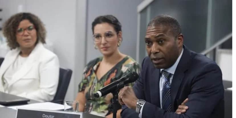 Renata Gil, Adriana Cruz e Tony West (Foto: Reprodução / 55content) Renata Gil, Adriana Cruz e Tony West (Foto: Reprodução / 55content)