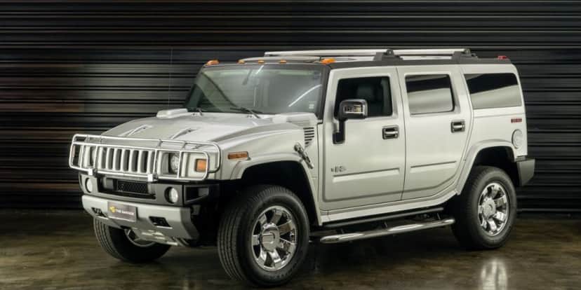 Hummer H2, um modelo off-road que não deu certo (Reprodução/Foto: Hummer/Divulgação) Hummer H2, um modelo off-road que não deu certo (Reprodução/Foto: Hummer/Divulgação)