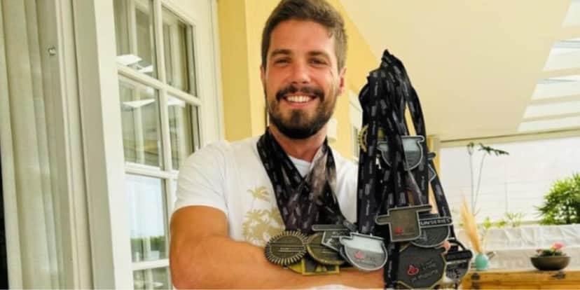 O rapaz já conquistou diversas medalhas (Reprodução: Instagram) O rapaz já conquistou diversas medalhas (Reprodução: Instagram)