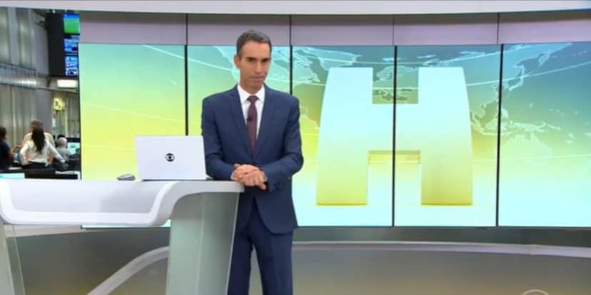 César Tralli comanda todas as tardes o Jornal Hoje (Reprodução: Globo) César Tralli comanda todas as tardes o Jornal Hoje (Reprodução: Globo)