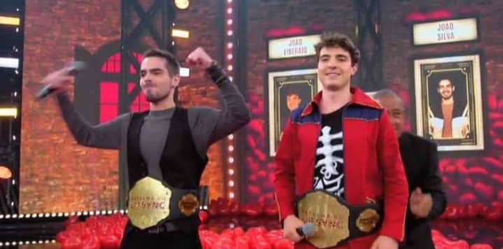 Huck fez história na Globo com filhos de Gugu e Fausto Silva no Domingão (Foto: Reprodução / Globo) Huck fez história na Globo com filhos de Gugu e Fausto Silva no Domingão (Foto: Reprodução / Globo)