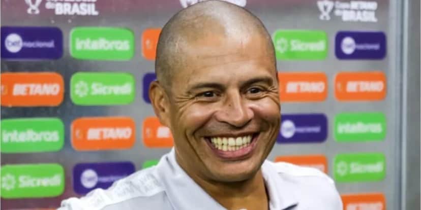 Alex é um dos nomes sondados pelo Gigante da Colina - Foto: Internet Alex é um dos nomes sondados pelo Gigante da Colina - Foto: Internet