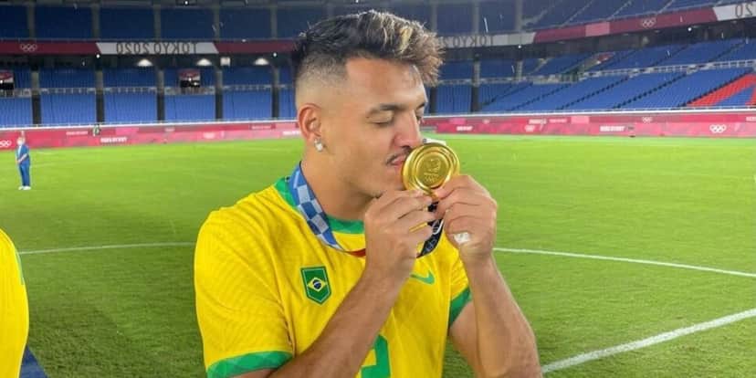 Gabriel Menino foi campeão das Olimpíadas (Reprodução: CBF) Gabriel Menino foi campeão das Olimpíadas (Reprodução: CBF)