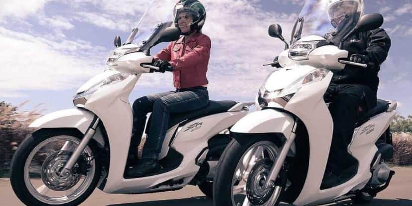 A SH 300i também saiu de linha, esta em 2023 (Reprodução: Honda/Divulgação) A SH 300i também saiu de linha, esta em 2023 (Reprodução: Honda/Divulgação)
