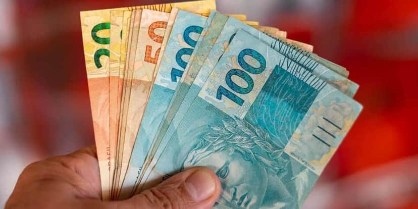 Notas de 100, 50 e 20 reais (Foto: Divulgação) Notas de 100, 50 e 20 reais (Foto: Divulgação)