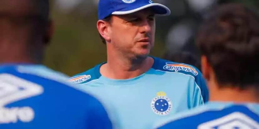 Rogério Ceni foi técnico do Cruzeiro em 2019 - (Foto: Reprodução / Internet) Rogério Ceni foi técnico do Cruzeiro em 2019 - (Foto: Reprodução / Internet)