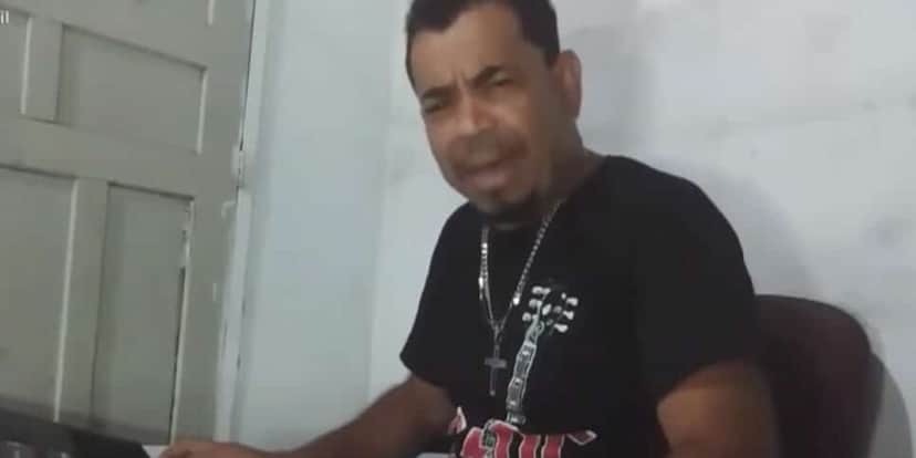 Cantor Marcus Menezes (Foto: Reprodução, Fala Brasil) 